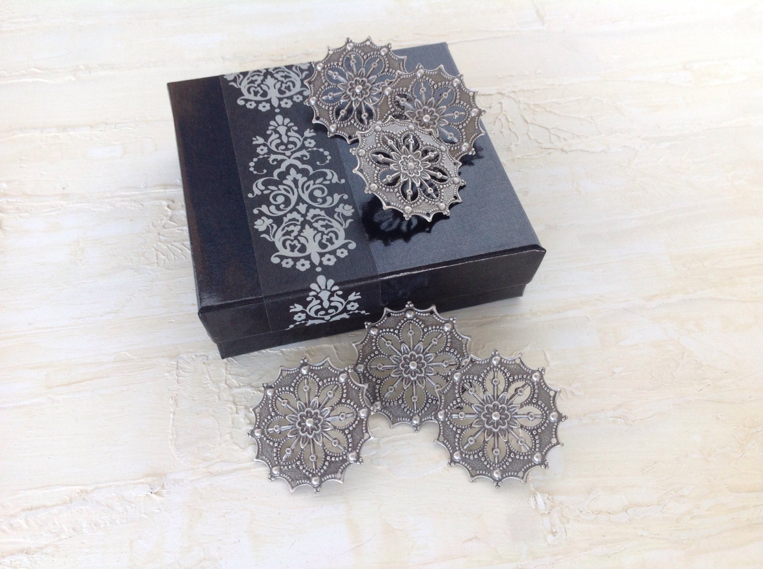 silver push pins