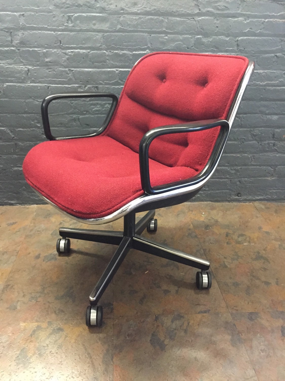 Knoll Pollock chair in red wool Haute Juice