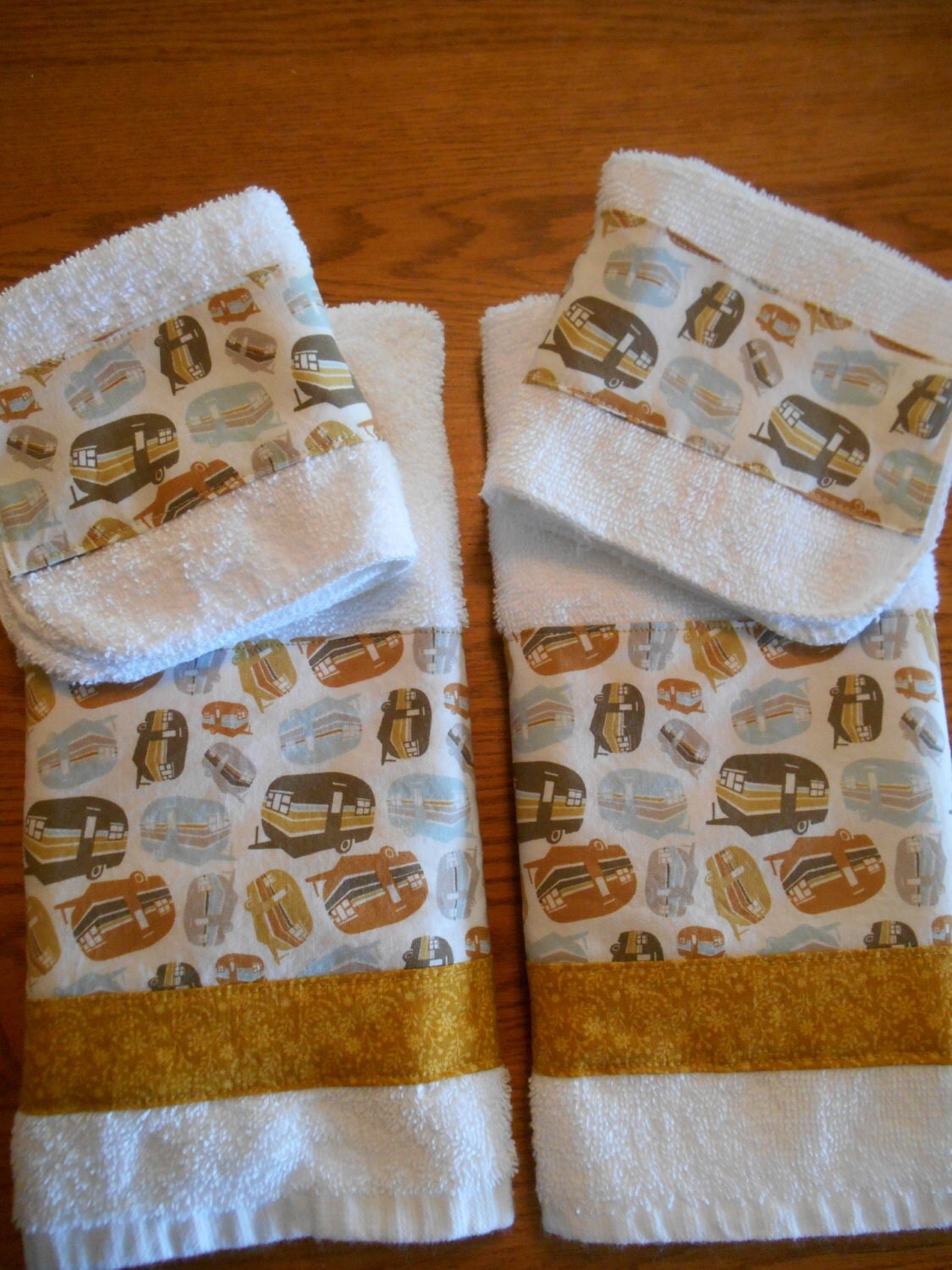 Matching Terry Cloth Hand Towels & Washcloths with Vintage
