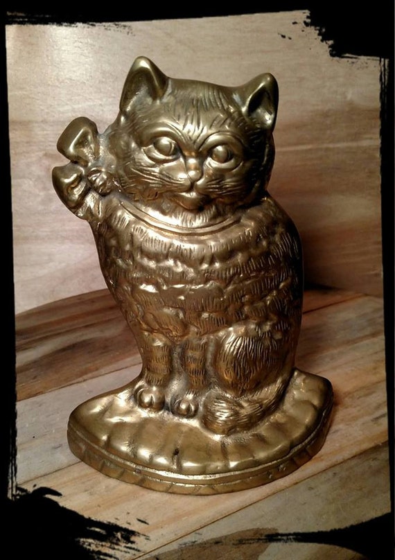 Collectible Retro Brass Cat Door Stop / Tabby Cat Doorstop / Metal Cat Decor / Collectible Cat