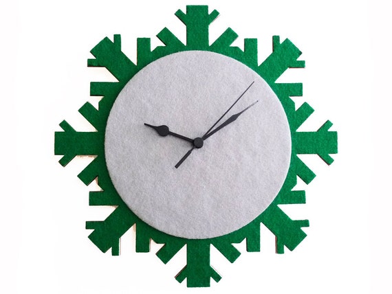 snowflake wall clock