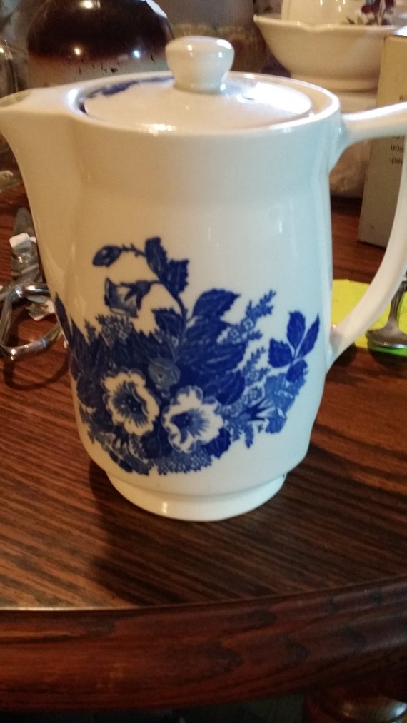 Vintage 120V 350W Japan Electric Kettle Blue Floral Design