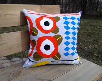 Pillow cover made from Marimekko fabric, pillow case, pillow sham, throw pillow cover, cushion cover, modern Scandinavian accent pillow