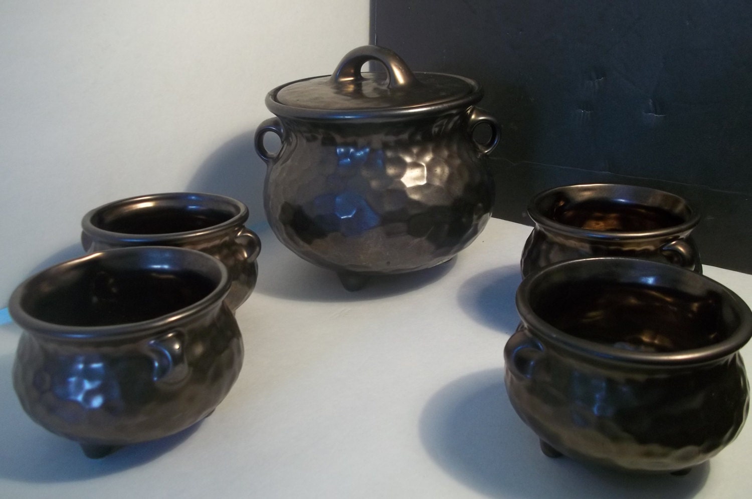 Ceramic Soup Kettle and Four Bowls,Collectible Vintage,Castawayacres