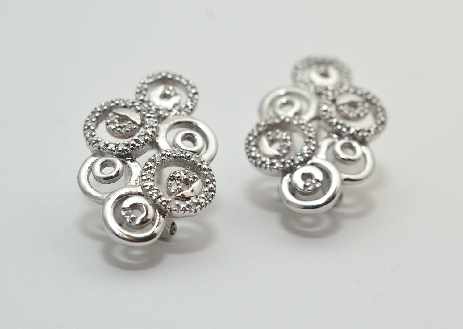 Snap back closure earrings in Sterling Silver 925