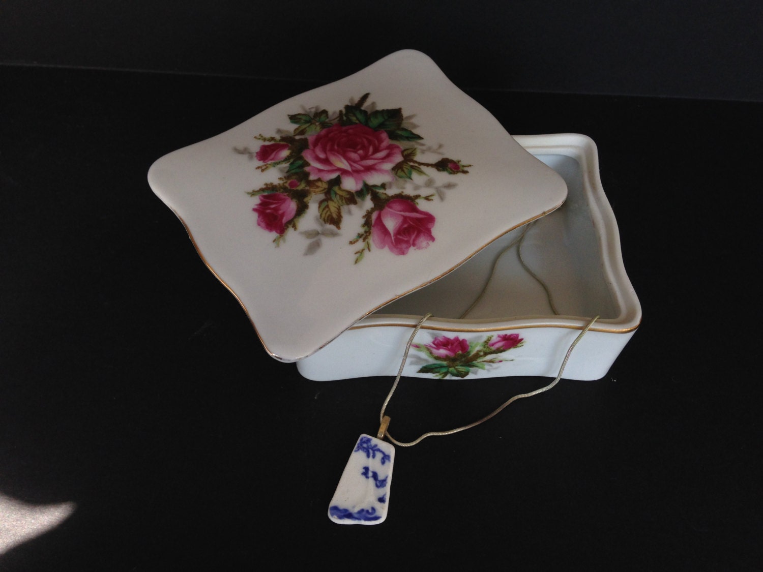 Cigarette Box & Lid in Antique Rose by Rossetti Porcelain Cigarette