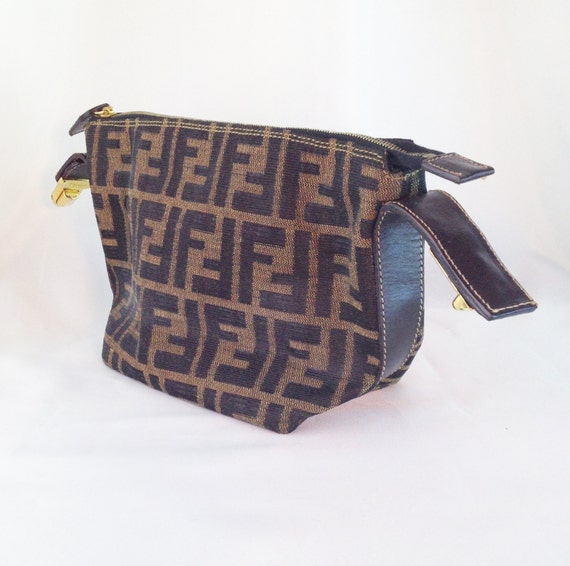Chic Vintage 1990s Fendi Zucca Pouch. Two Tone Brown Cloth