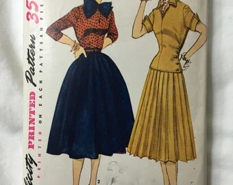Simplicity 3969 1950s Pleated Skirt & Blouse Vintage Sewing Pattern Bust 36