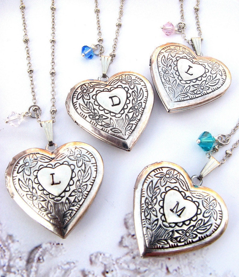 Personalized heart necklace set Initial Silver by SaysTheStone