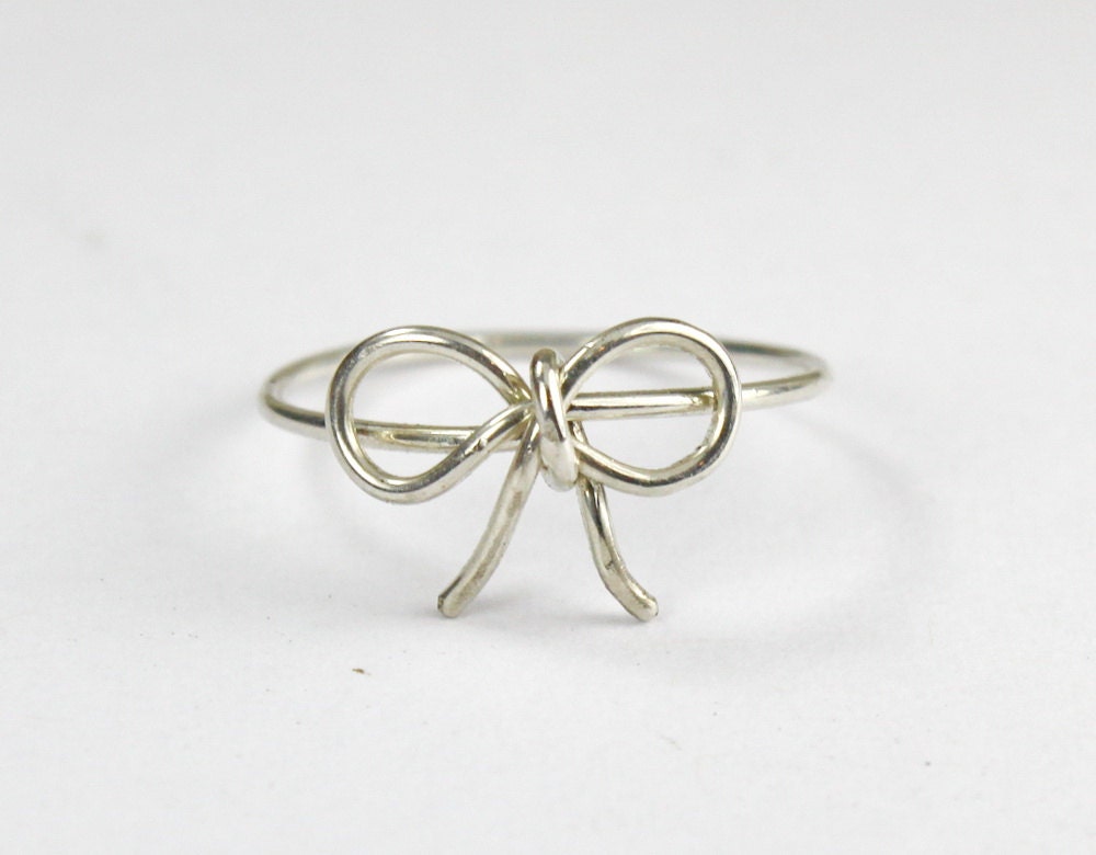 Wire Bow Ring