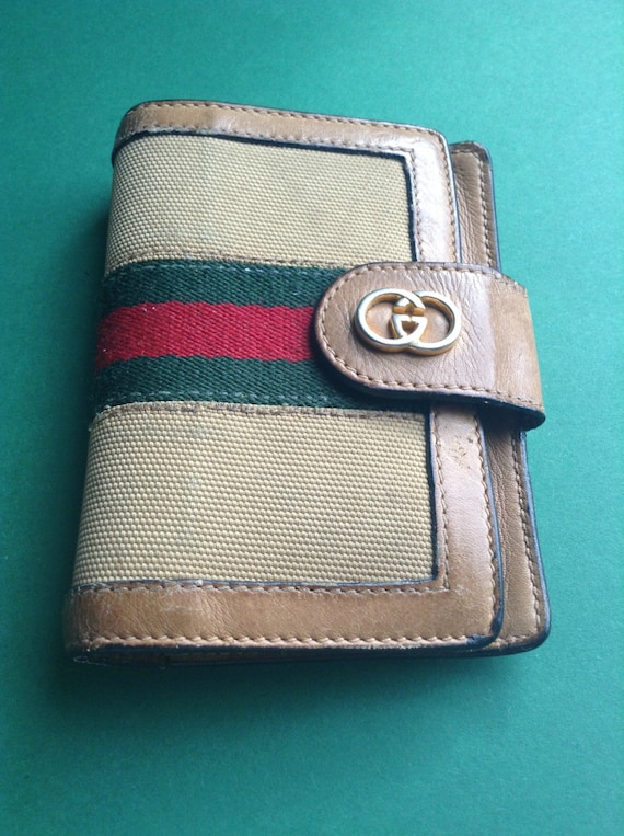 SALE-80s Gucci Wallet / business or credit by GirlyStuffByDeJaVu