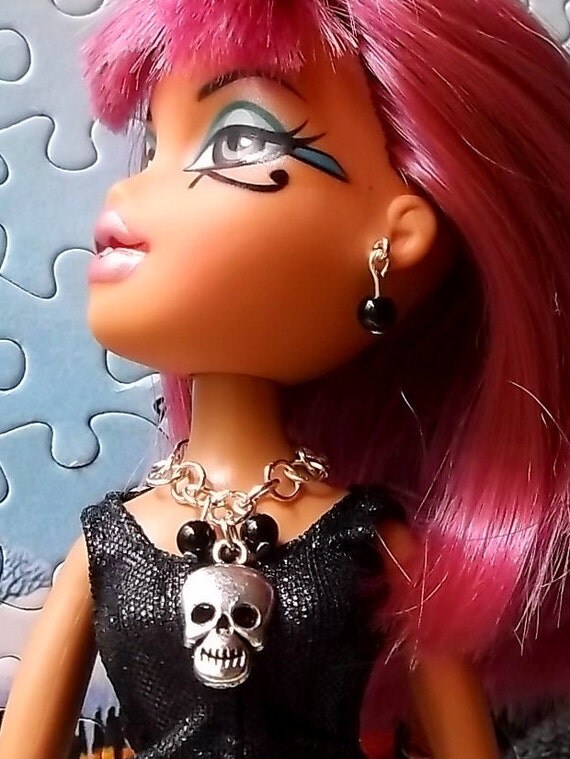 goth bratz