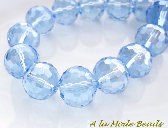 Light Blue Sapphire Beads 62