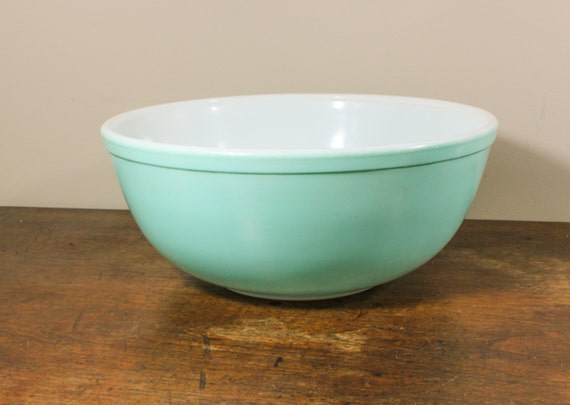 Pyrex Solid Turquoise Mixing Bowl 404 4 Qt 4 Quart