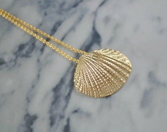 Gold Clam Shell Necklace | Scallop Shell Pendant | Sea Shell Necklace | Long Seashell Necklace
