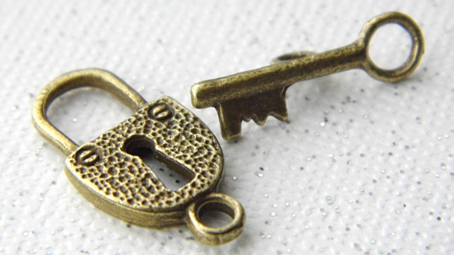 Lock N Key Toggle Clasp Jewelry Supplies By Supplybeads On Etsy