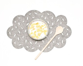 Set Placemats / Felt Placemat / Cloud Placemats / Gray mat table / Black mats