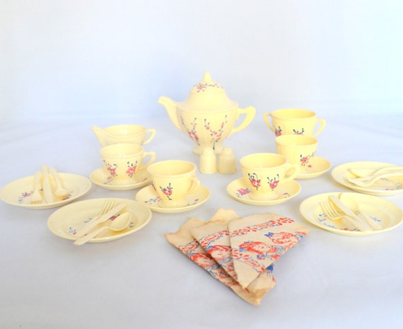 plastic tea cup set