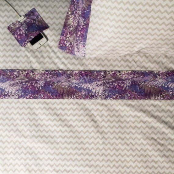 Twin Sheet Set with Cell Phone Pockets Gray Chevron sheets