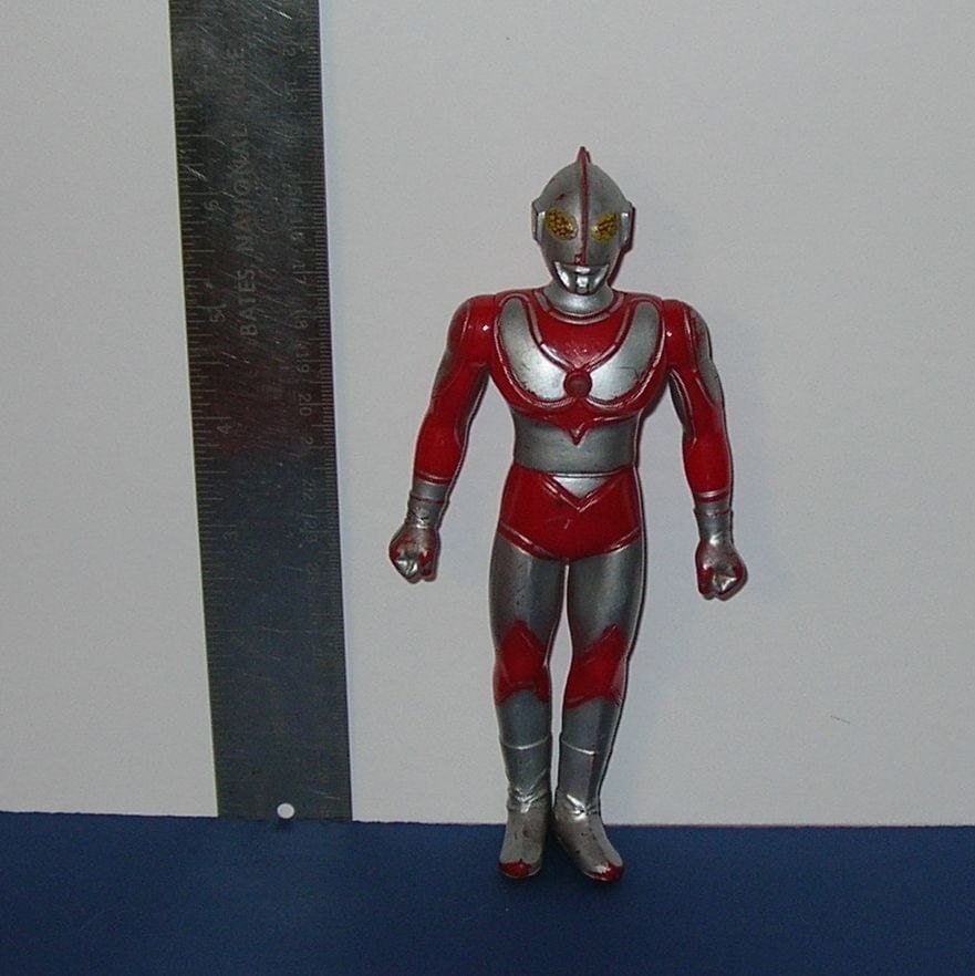 ultraman toys bandai