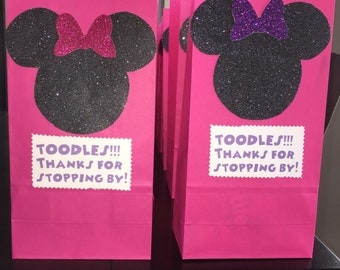 Party Favor Bags- Minnie Mouse Favor Bags (10 or 12)- Minnie's Bowtique