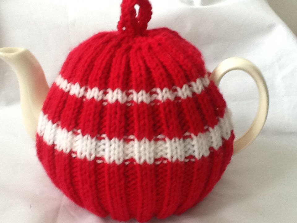 Red English Tea Cosy 4 cup pot colour slightly darker by Melsey