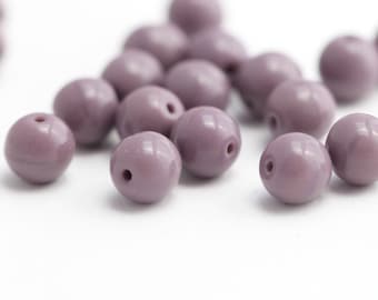 Vintage Czech Glass Round Beads Lavender Plum Mauve 7mm (25)