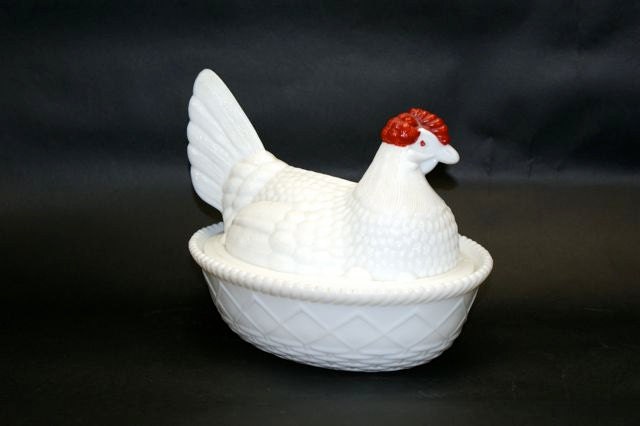 Hen Chicken Covered Dish Ceramic Bowl White Vintage Candy