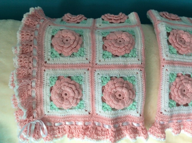 Pink Rose Baby Blanket Throw Floral Afghan Made by sherryann325