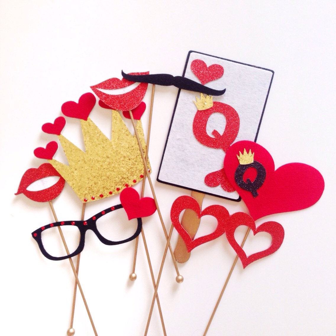 Photo Booth Props Queen of Hearts Party by tweedledeeaz on Etsy