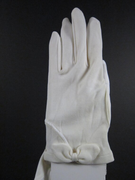 Childrens Vintage White Dress Gloves Size 4 to 5 61/4