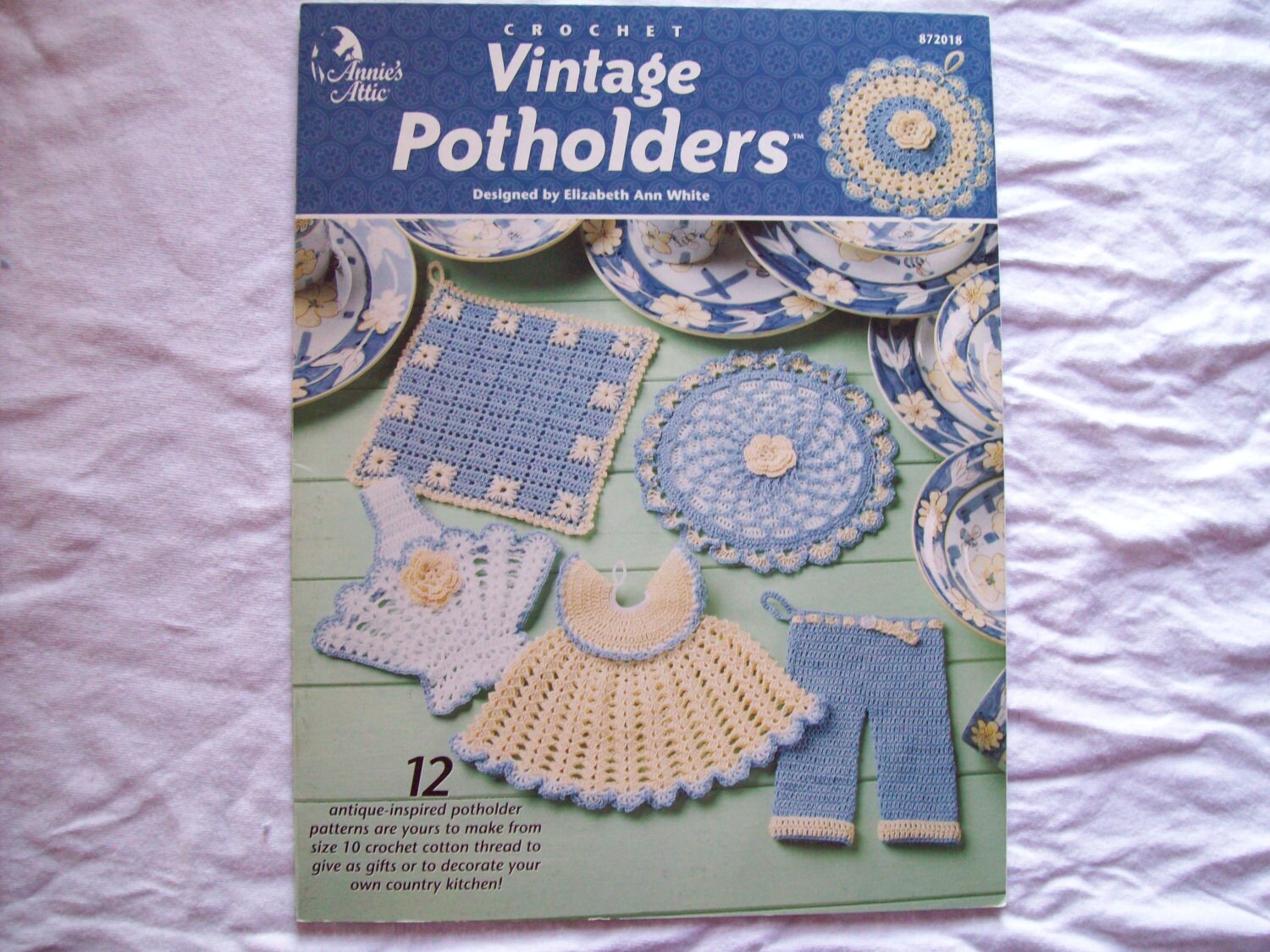 Crochet Vintage potholders Pattern book Annie's Attic