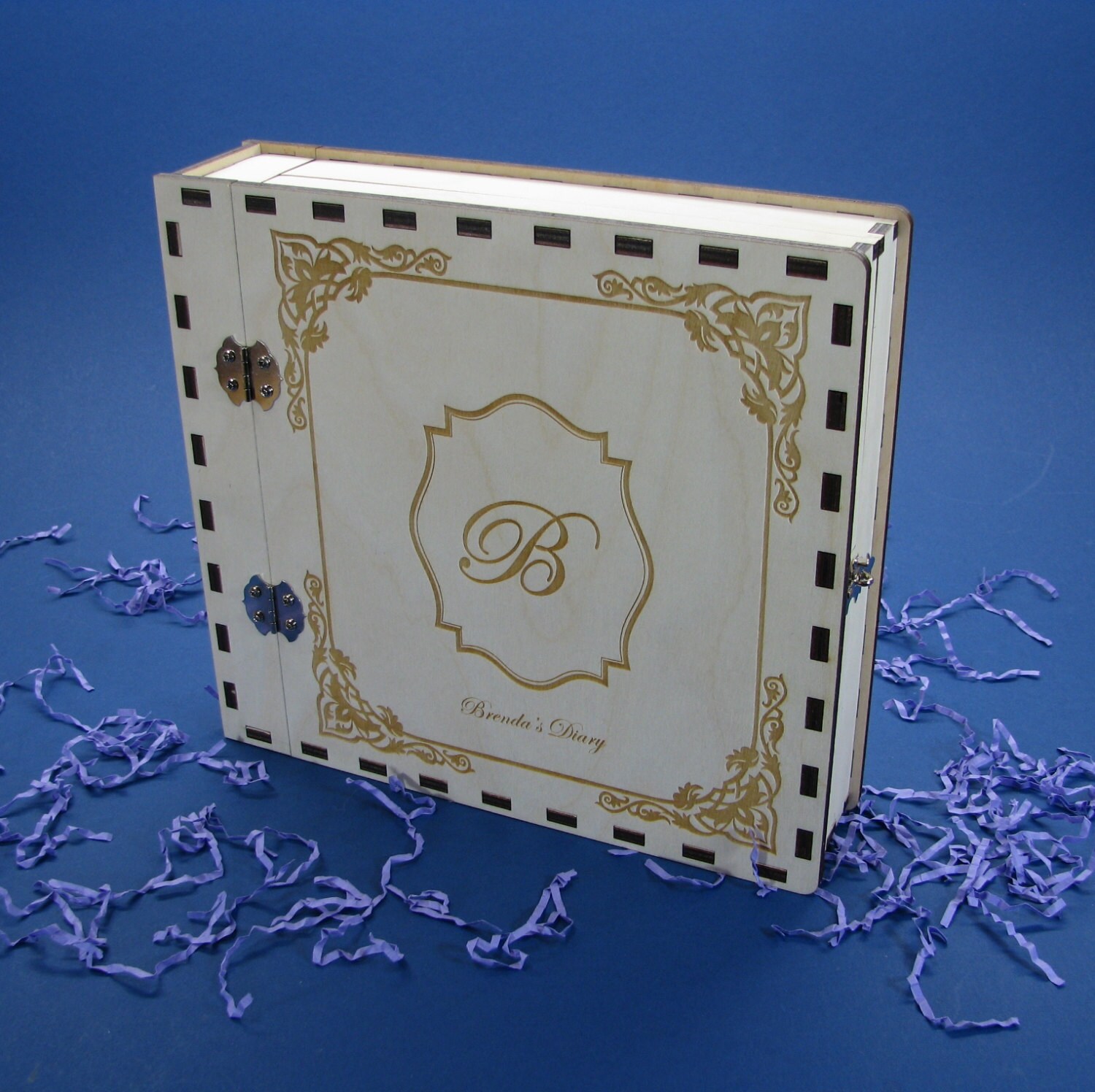 Personalized Wood Boudoir Album with Mini Padlock 8X8