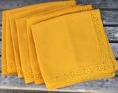 Vintage Golden Yellow Napkins, Mustard Yellow Cloth Napkins, Lace Trim, Vintage Linens, Set of 6 Vintage Golden Yellow Napkins, Mustard Yellow Cloth Napkins, Lace Trim, Vintage Linens, Set of 6