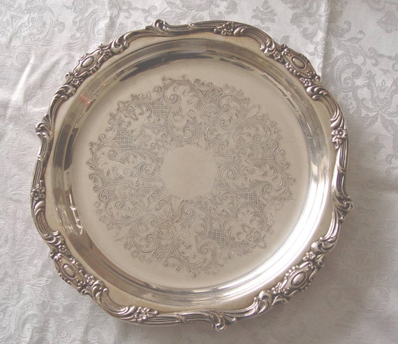 Vintage Silver Plate Silverplate TOWLE Round Tray E.P.