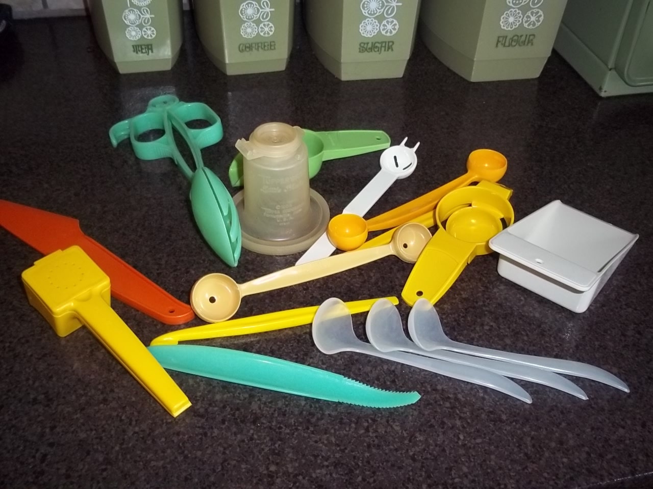 Tupperware Vintage Utensils jadeite tongs egg separator