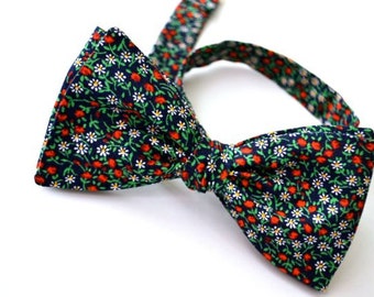 Freestyle Bowtie, Navy Blue Floral, Self Tie Bow Tie, Handmade Bow Tie, Adjustable Bow Tie