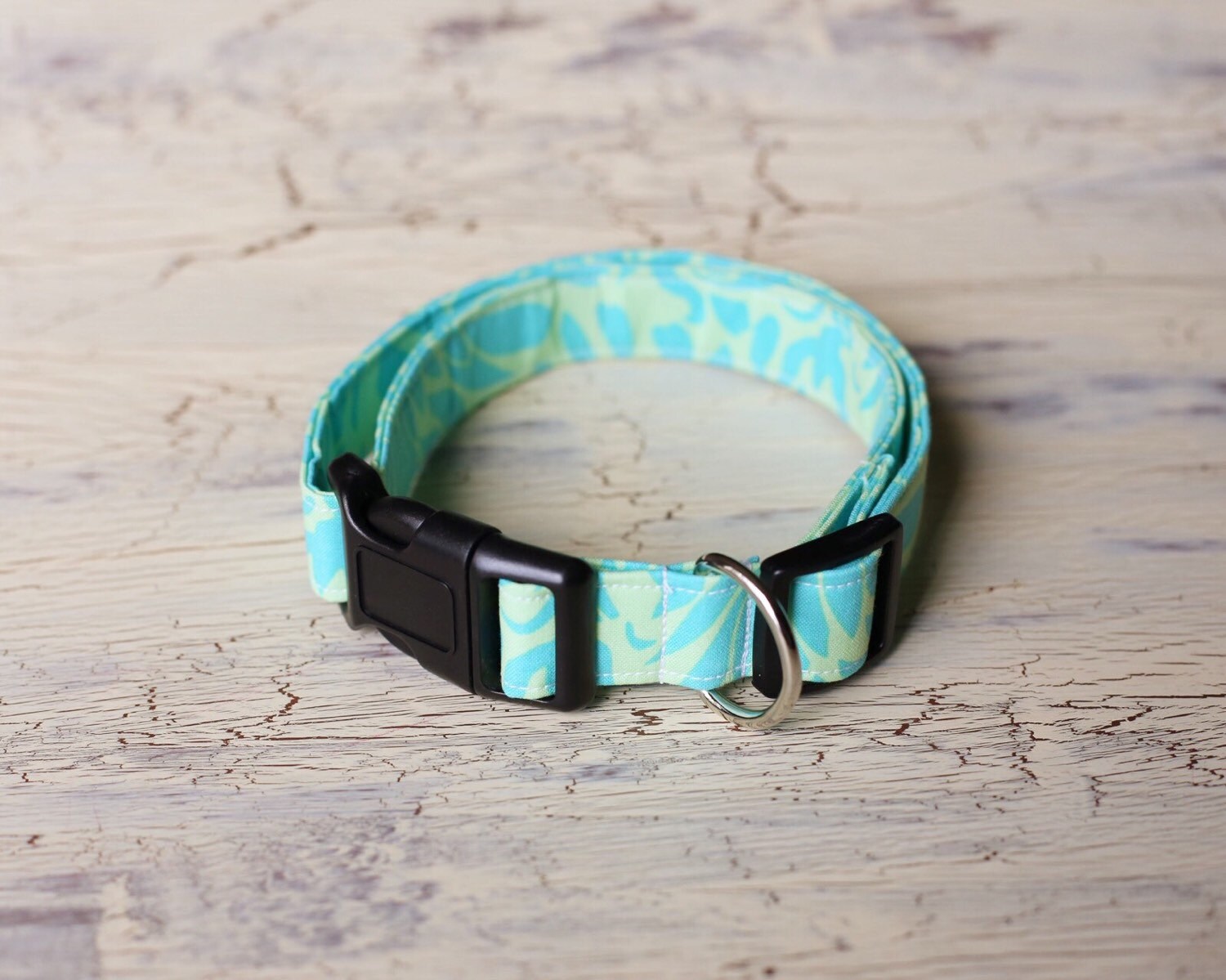 1 Inch Adjustable Dog Collar Medium/Large Floral