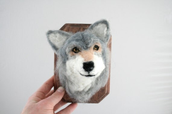 Wool Taxidermy Gray Wolf (Canis lupus)