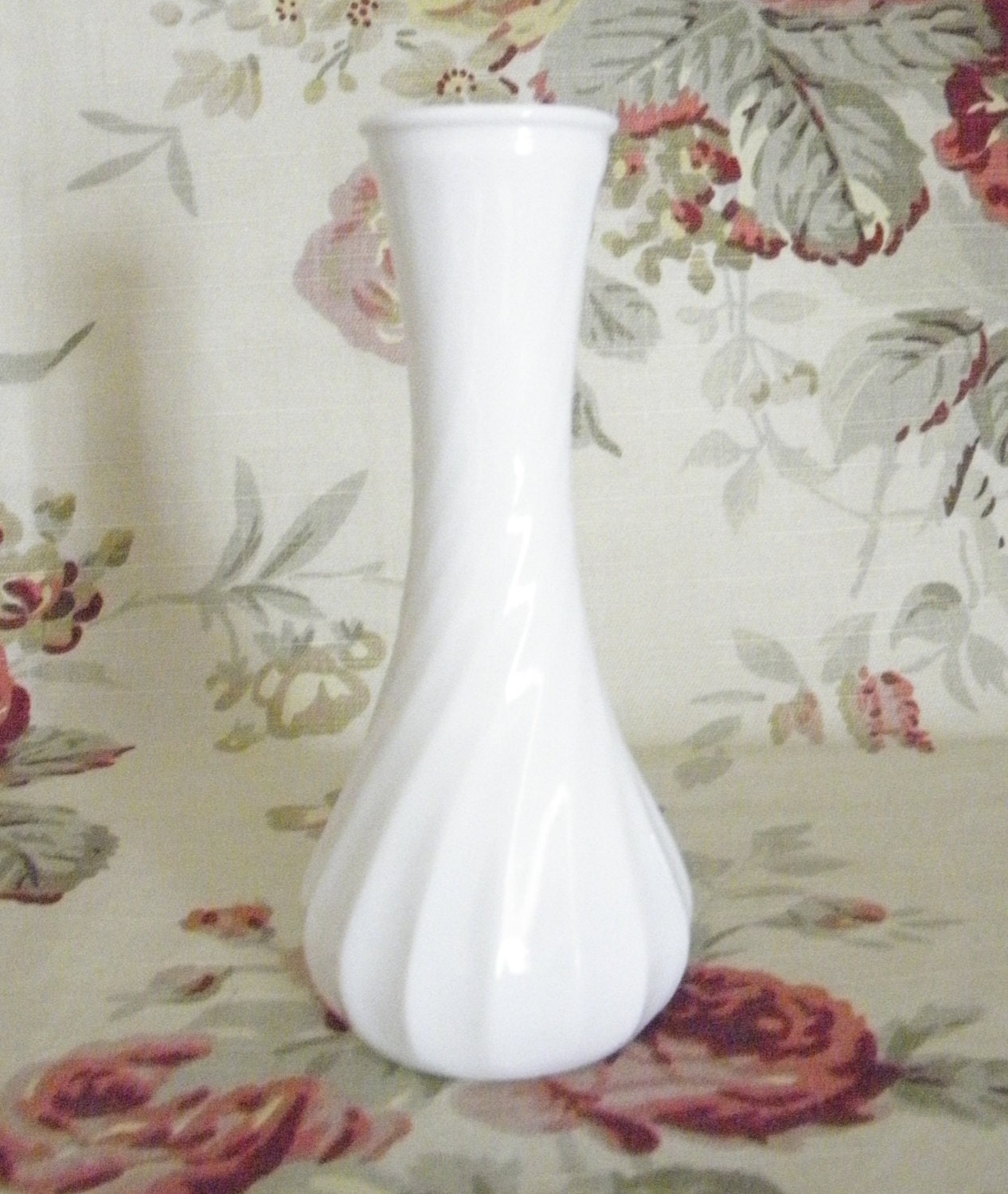 Hoosier Glass White Milk Glass Swirl Bud Vase 6715