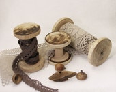 Natural Wooden Spools Set of Three Wood Spools (Bobbins)