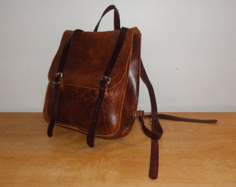 Vintage Distressed Rich Cognac Brown Leather Backpack/Bookbag Rucksack