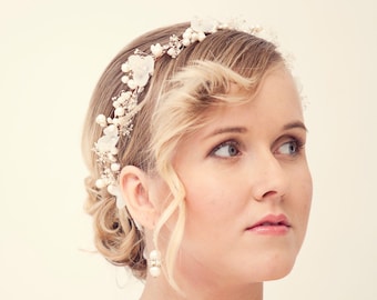 Pearl flower crown, bridal flower crown, Wedding tiara with pearls and babys breath flowers, Wedding flower crown, style ***Eve***