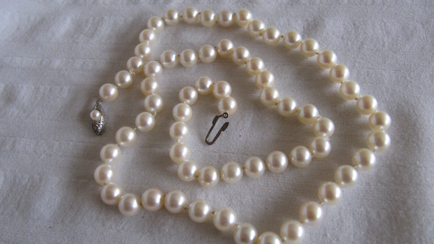 Vintage Genuine Cultured Pearl Necklace Japan – Haute Juice