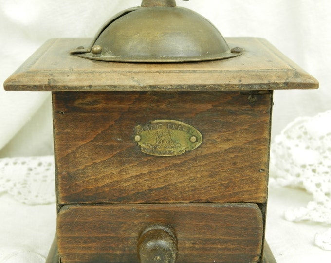 Antique French Wooden Peugeot Freres Coffee Grinder/ French Kitchenware Decor / Café au Lait / French Country Decor / Retro Vintage Interior