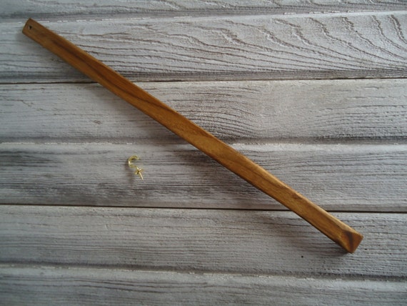 Hand carved back scratcher Wood back scratcher by OsborneArtwork