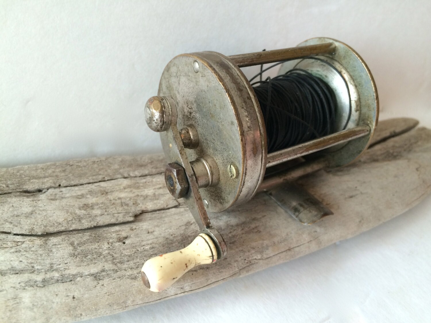 Antique Fishing Reel 1910 Shakespeare Universal by TizaVintage