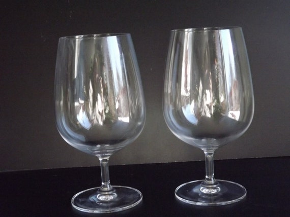 Items similar to Vintage, Villeroy and Boch crystal wine glasses on Etsy