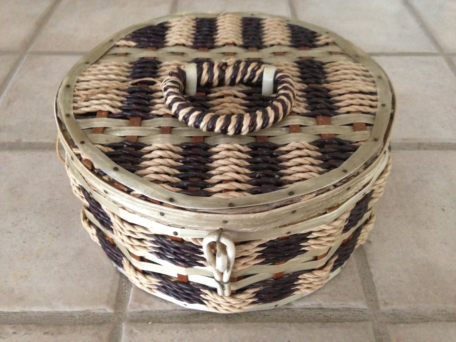 Vintage small Round Sewing Basket Wicker with Brown Haute Juice