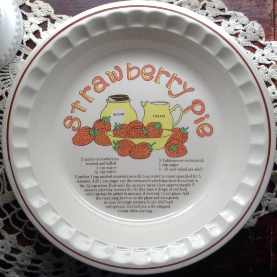 Vintage Decorative Ceramic Strawberry Pie Plate by